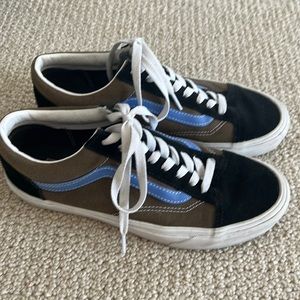 Womens size 9 multi colored Vans